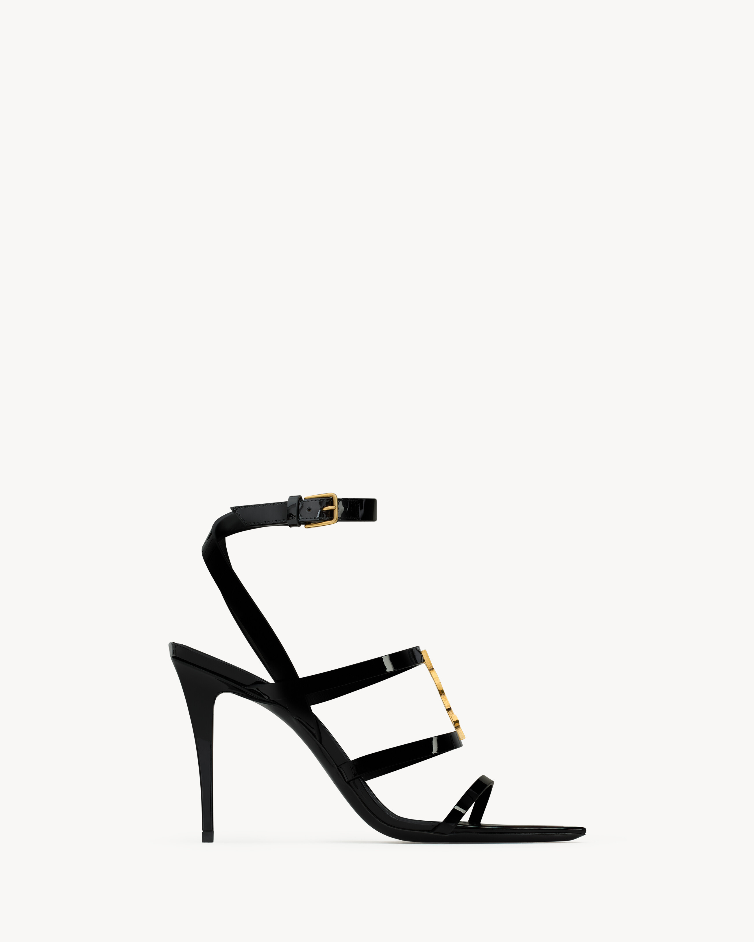 Cassandra sandals in patent leather