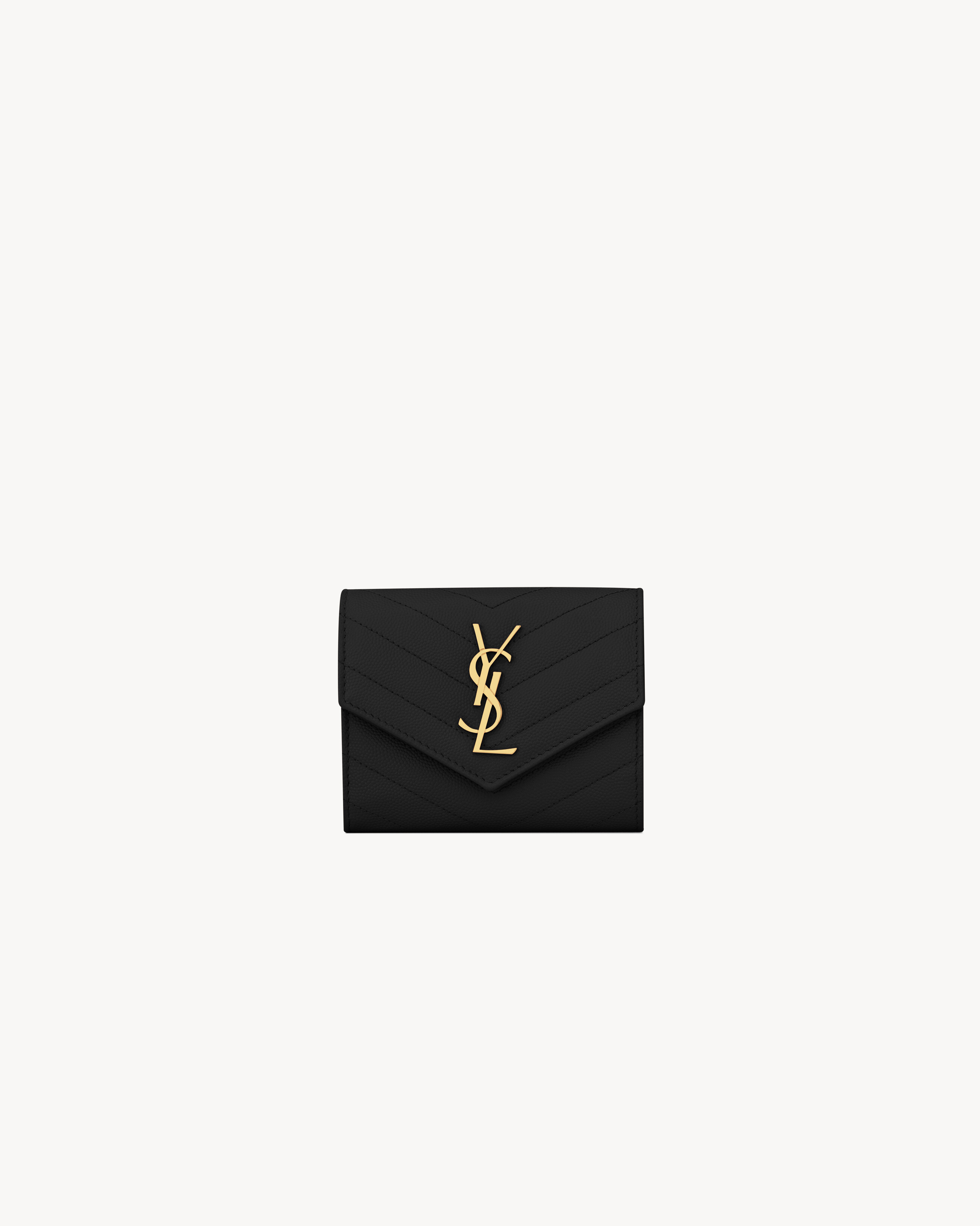 CASSANDRE MATELASSé compact tri fold wallet in grain de poudre leather